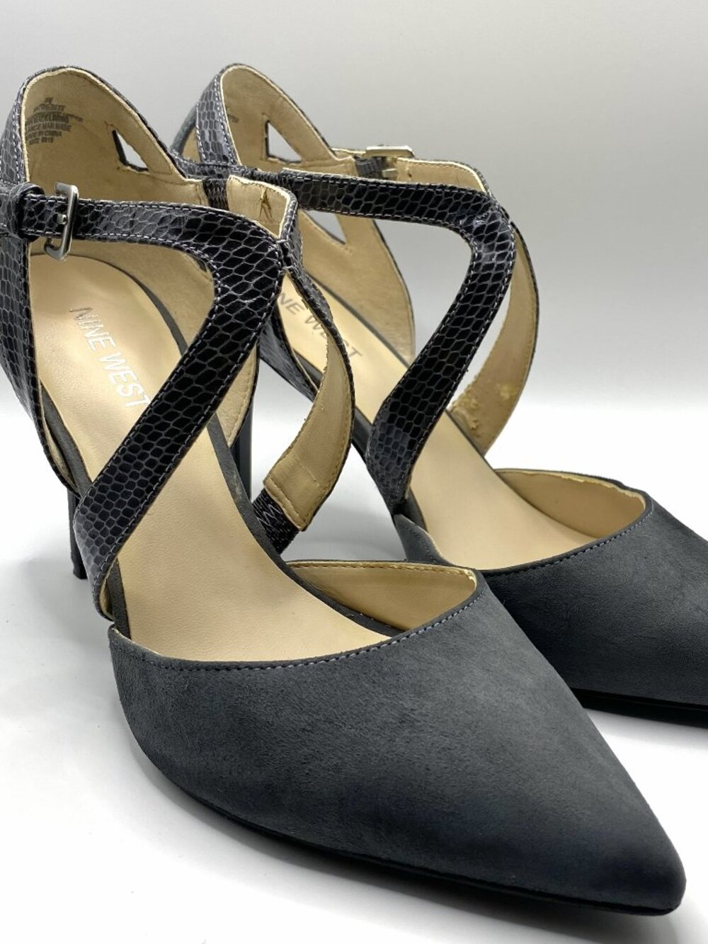Nine West Gray Crossed Strapped Suede Pumps 8M